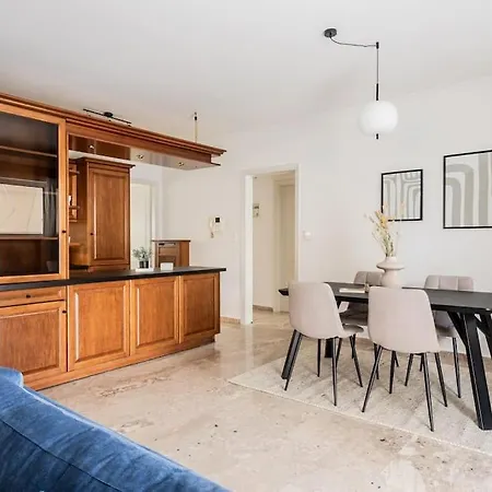 Faliro Sunlit 3br By Upstreet Apartment